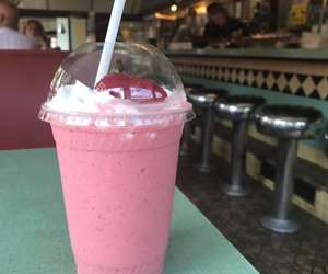 Strawberry Milkshake 